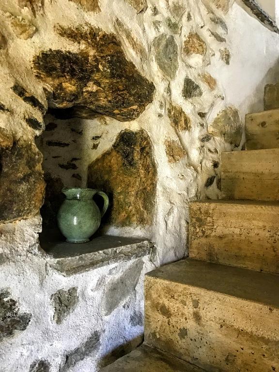 Гостевой дом U Fragnu Omessa Экстерьер фото